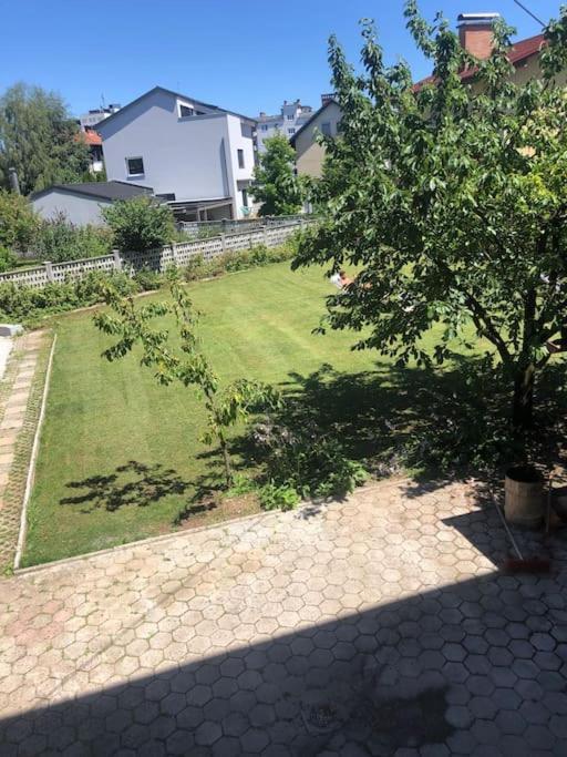 Huge Bbq Garden, Spacious Flat, Ac, Free Parking 4 Ljubljana Exterior foto