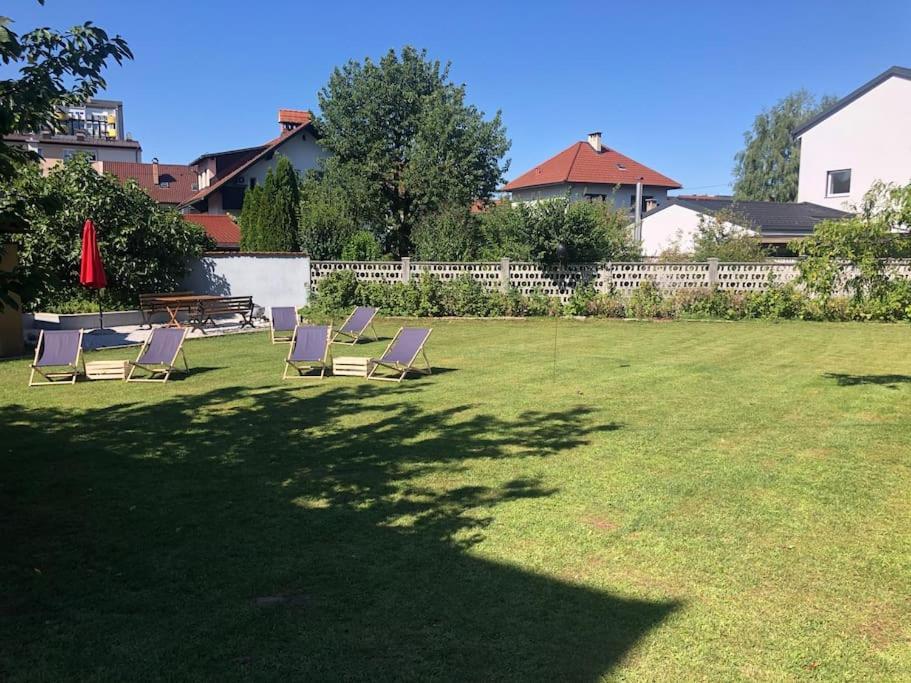 Huge Bbq Garden, Spacious Flat, Ac, Free Parking 4 Ljubljana Exterior foto